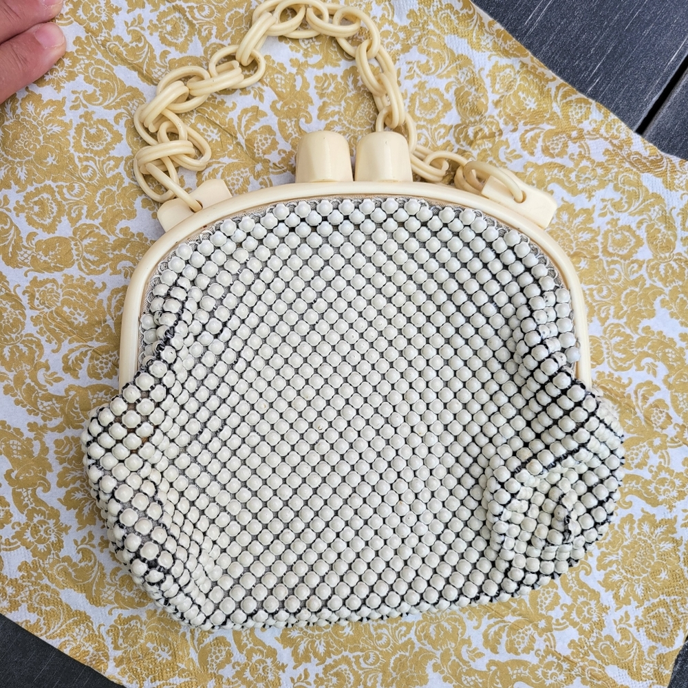 Whiting & Davis ~ Vintage Alumesh Purse ~ Bakelite(?) Handles & Frame ~ MCM